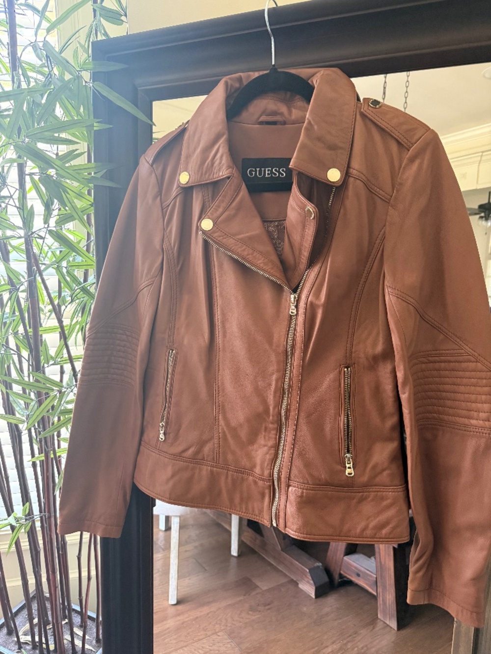 GUESS Leather Moto Jacket in Cognac Brown - Size Medium